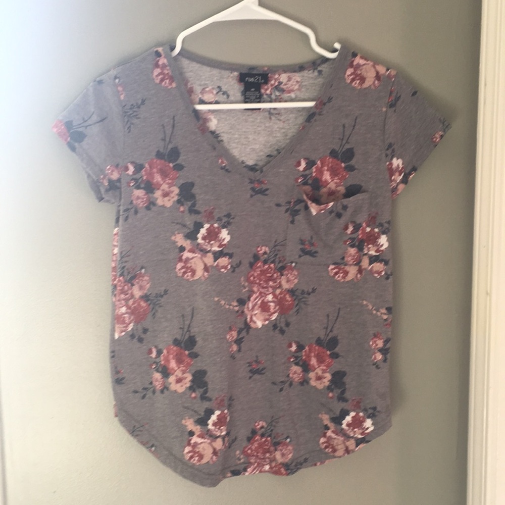 rue 21 v neck